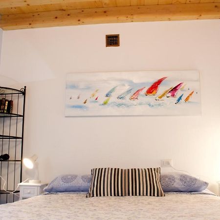 La Magnolia Guests House Bed & Breakfast Dervio Dış mekan fotoğraf