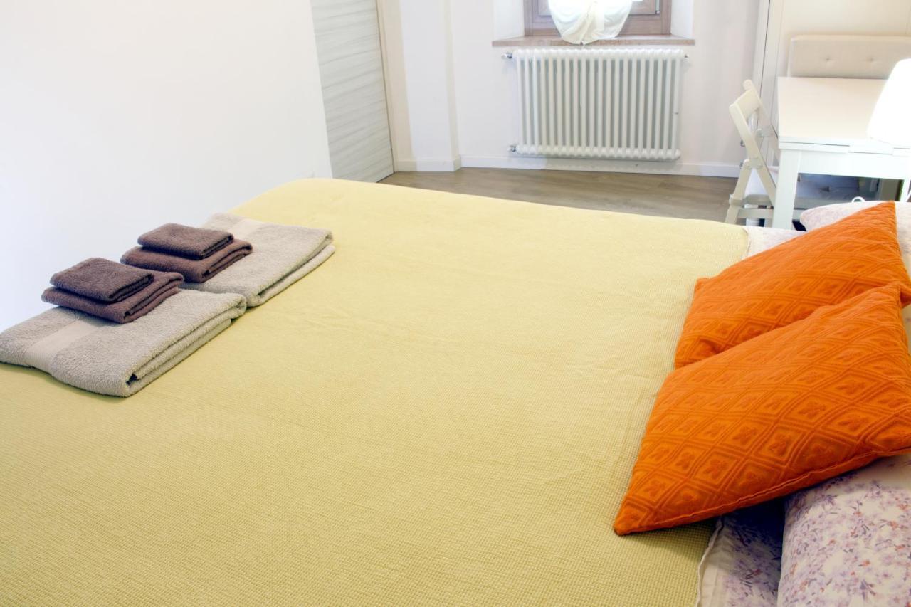 La Magnolia Guests House Bed & Breakfast Dervio Dış mekan fotoğraf