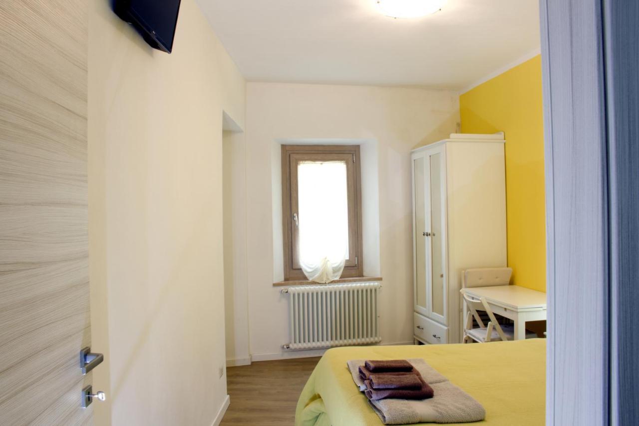 La Magnolia Guests House Bed & Breakfast Dervio Dış mekan fotoğraf